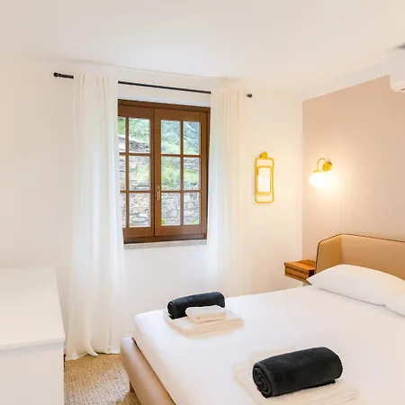 Above The Porto Valtravaglia